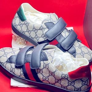 Unisex Size 38 Gentle Used Authentic Gucci Sneakers